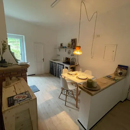 Дом отдыха Ortensia *